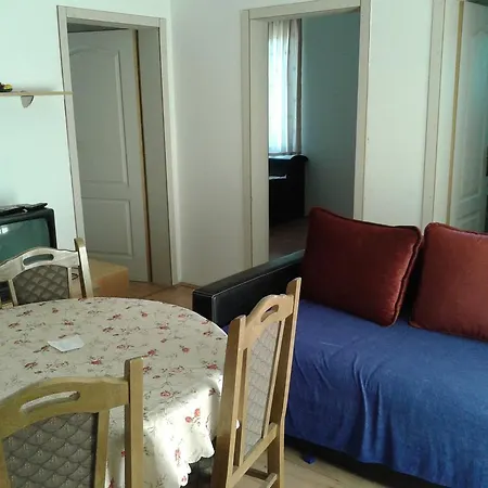 Apartment Pavlovic *